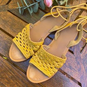 UO yellow laced up sandals women size 8